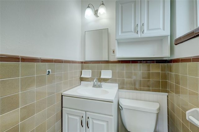 1501 Carlisle Court, Oklahoma City, OK 73120