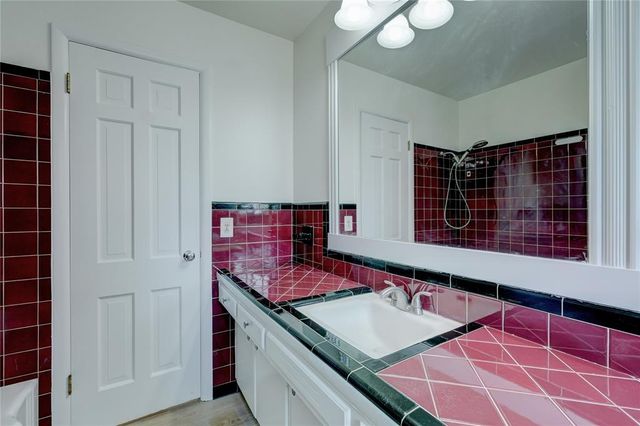 1501 Carlisle Court, Oklahoma City, OK 73120