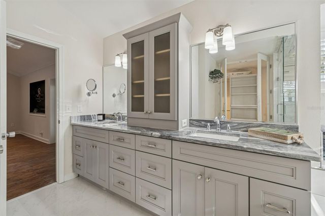 15905 WAINWRIGHT COURT, Tampa, FL 33647