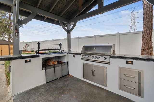 15905 WAINWRIGHT COURT, Tampa, FL 33647