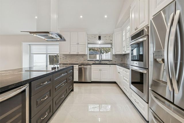 15905 WAINWRIGHT COURT, Tampa, FL 33647