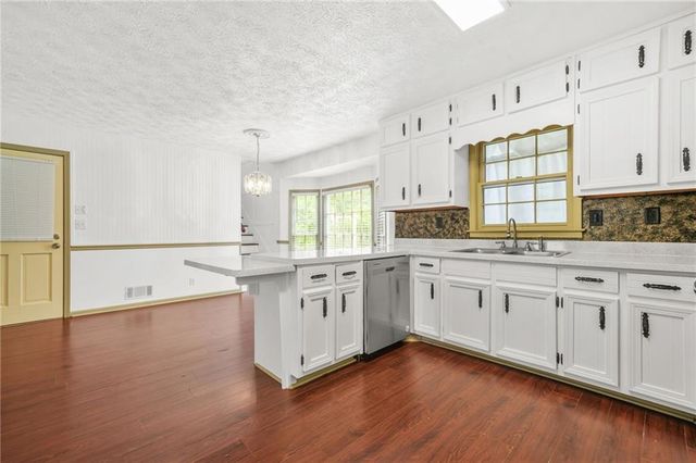 5152 Clearwater Drive, Stone Mountain, GA 30087
