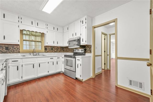 5152 Clearwater Drive, Stone Mountain, GA 30087
