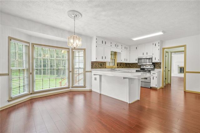 5152 Clearwater Drive, Stone Mountain, GA 30087