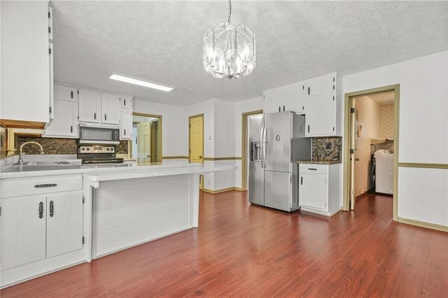 5152 Clearwater Drive, Stone Mountain, GA 30087