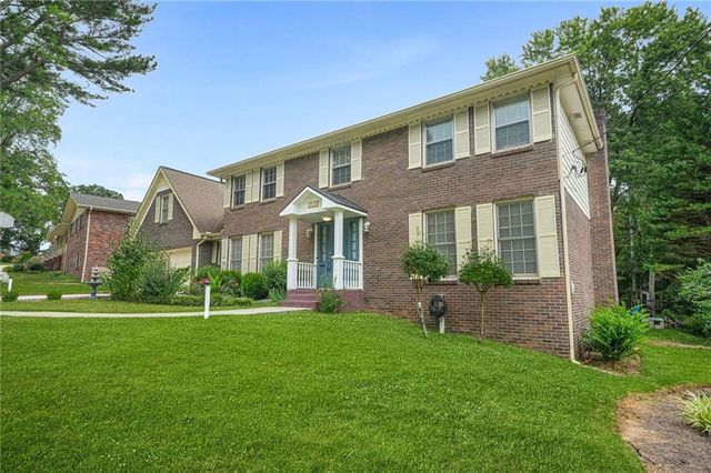 5152 Clearwater Drive, Stone Mountain, GA 30087