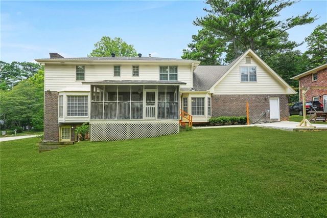 5152 Clearwater Drive, Stone Mountain, GA 30087