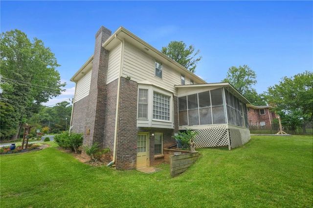 5152 Clearwater Drive, Stone Mountain, GA 30087