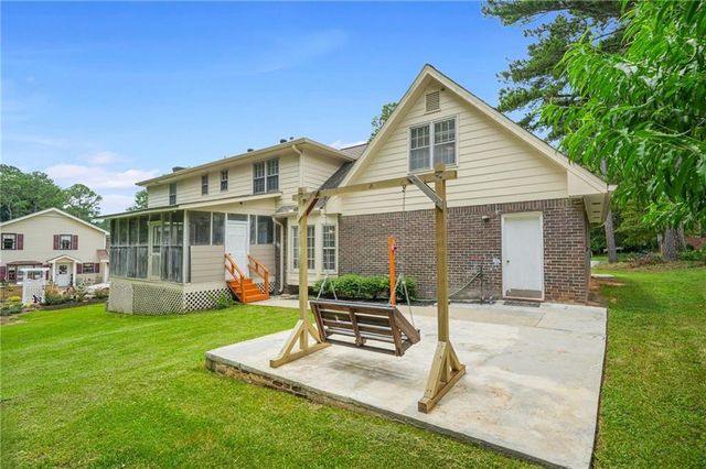 5152 Clearwater Drive, Stone Mountain, GA 30087
