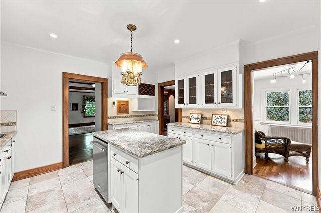 101 Fairlawn Drive, Amherst, NY 14226
