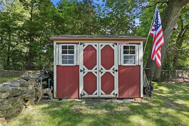 101 Fairlawn Drive, Amherst, NY 14226