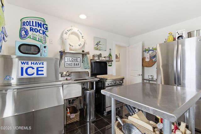 33 Sands Point Road, Waretown, NJ 08758