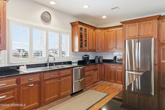 33 Sands Point Road, Waretown, NJ 08758