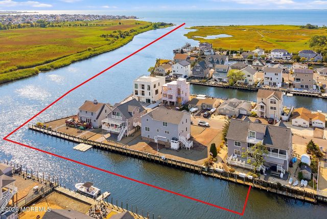 33 Sands Point Road, Waretown, NJ 08758