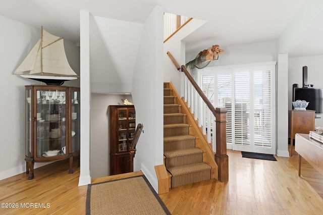 33 Sands Point Road, Waretown, NJ 08758