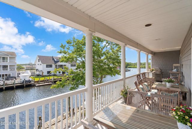 33 Sands Point Road, Waretown, NJ 08758