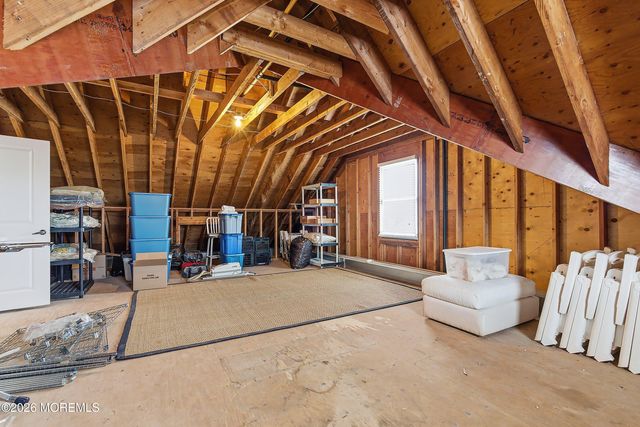 33 Sands Point Road, Waretown, NJ 08758