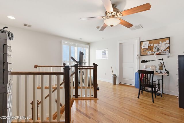 33 Sands Point Road, Waretown, NJ 08758