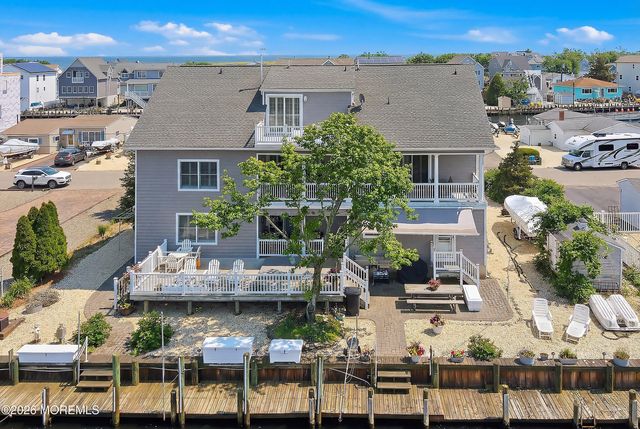33 Sands Point Road, Waretown, NJ 08758