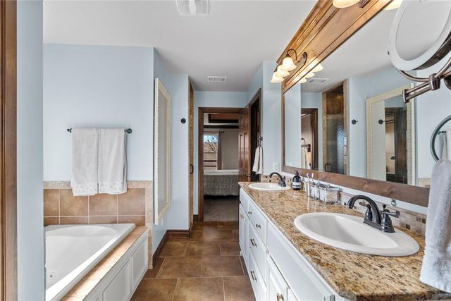 2801 Buckland Road, Edmond, OK 73034