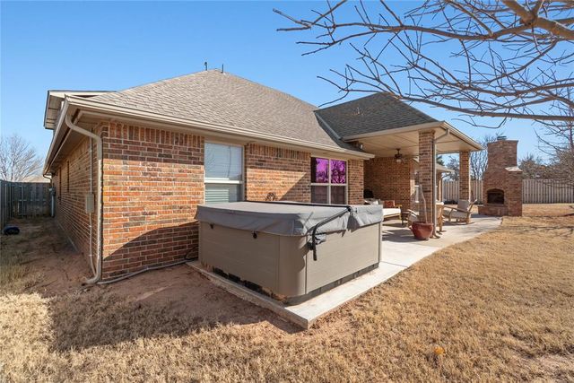 2801 Buckland Road, Edmond, OK 73034