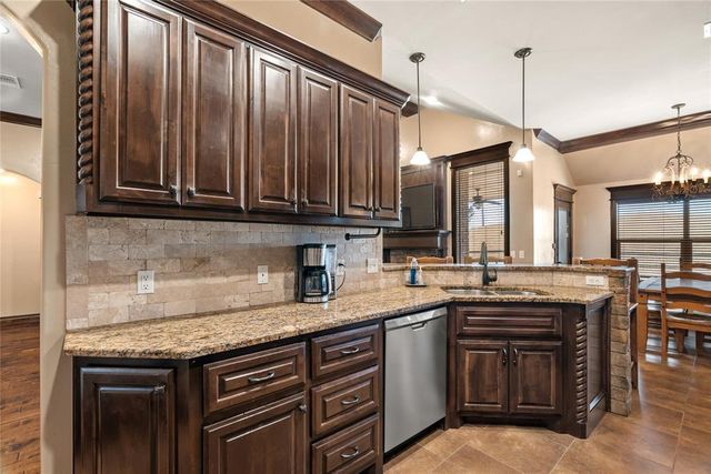 2801 Buckland Road, Edmond, OK 73034