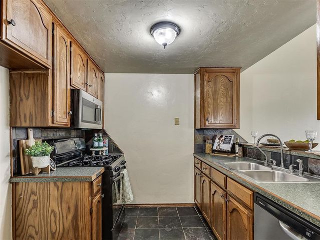 2124 Lonnie, Oklahoma City, OK 73170