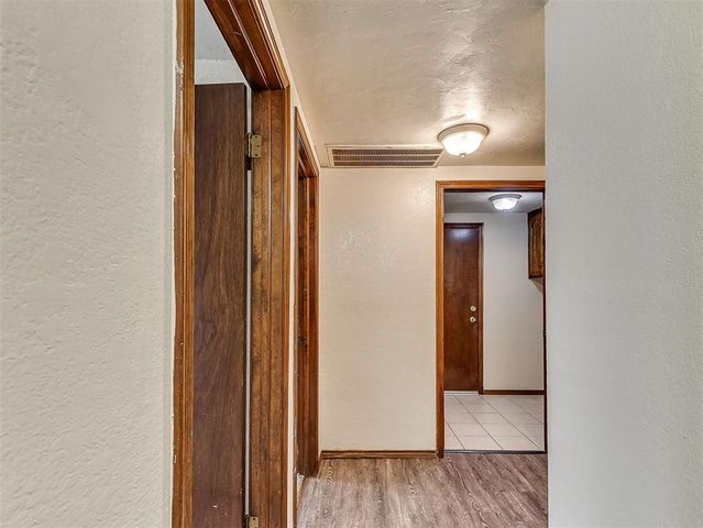2124 Lonnie, Oklahoma City, OK 73170