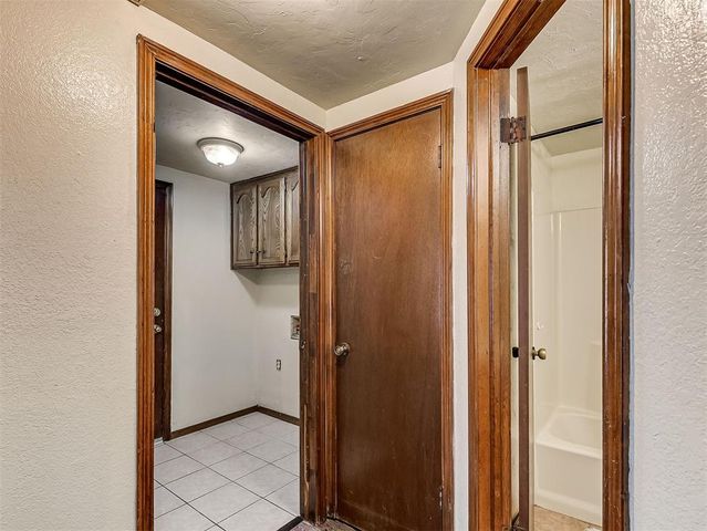2124 Lonnie, Oklahoma City, OK 73170