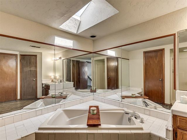 2124 Lonnie, Oklahoma City, OK 73170