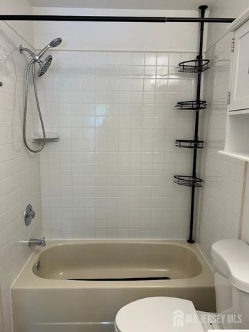 26 Delikat Lane, Sayreville, NJ 08872