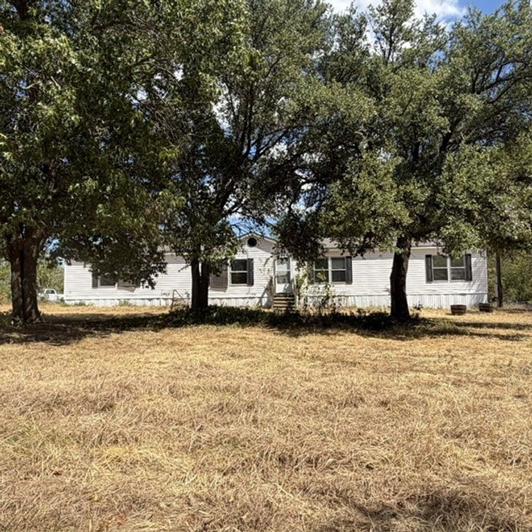 471 Cardinal Drive, Springtown, TX 76082 — photo 3