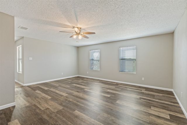 4717 Waterford Drive, Fort Worth, TX 76179