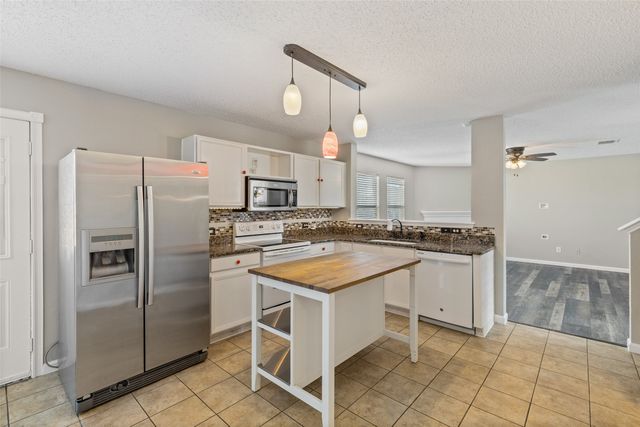 4717 Waterford Drive, Fort Worth, TX 76179