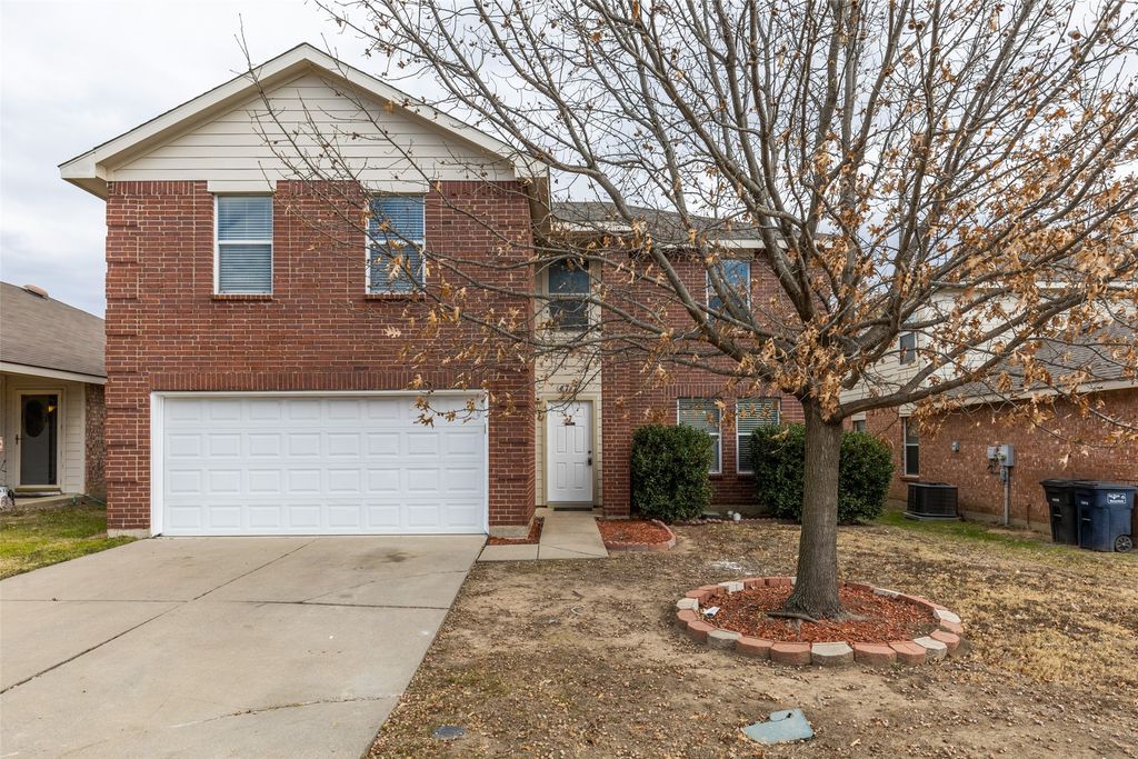 4717 Waterford Drive, Fort Worth, TX 76179