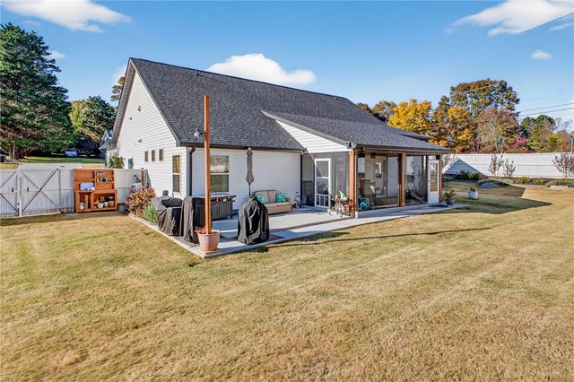 1001 White Oak Drive, Anderson, SC 29621