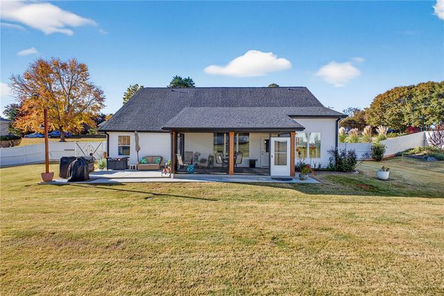 1001 White Oak Drive, Anderson, SC 29621