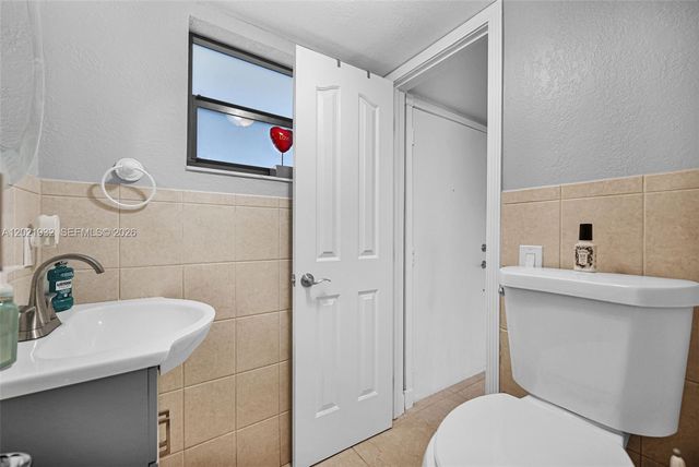 1334 Collins Ave 403, Miami Beach, FL 33139