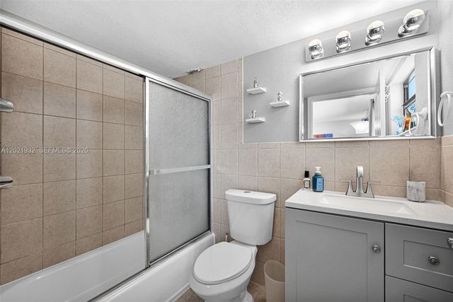 1334 Collins Ave 403, Miami Beach, FL 33139