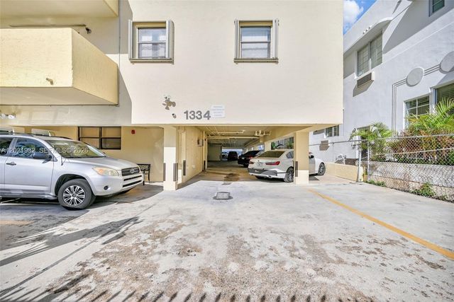 1334 Collins Ave 403, Miami Beach, FL 33139