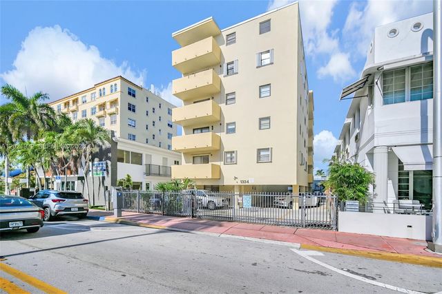 1334 Collins Ave 403, Miami Beach, FL 33139