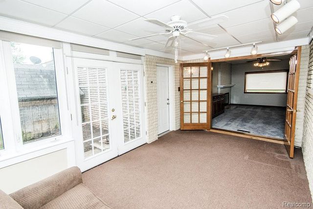 30324 Glenwood Circle, Warren, MI 48088