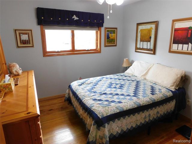 30324 Glenwood Circle, Warren, MI 48088