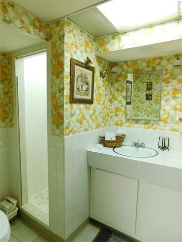 30324 Glenwood Circle, Warren, MI 48088