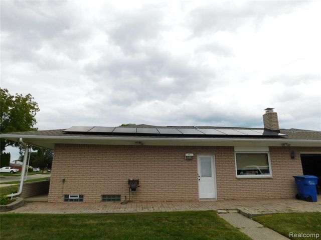 30324 Glenwood Circle, Warren, MI 48088