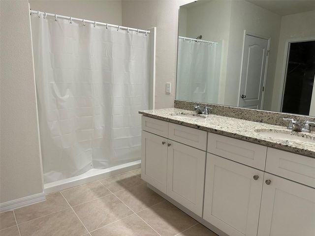 5692 SILTSTONE STREET, Lakeland, FL 33811