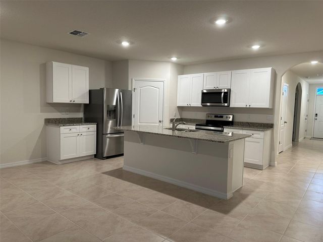 5692 SILTSTONE STREET, Lakeland, FL 33811