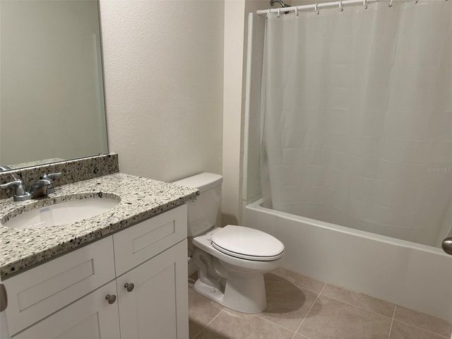 5692 SILTSTONE STREET, Lakeland, FL 33811