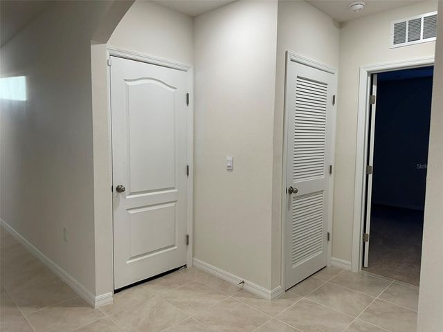 5692 SILTSTONE STREET, Lakeland, FL 33811