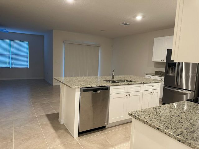 5692 SILTSTONE STREET, Lakeland, FL 33811